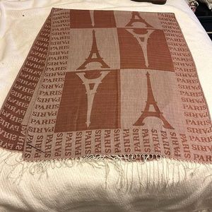 Paris, Oversized scarf